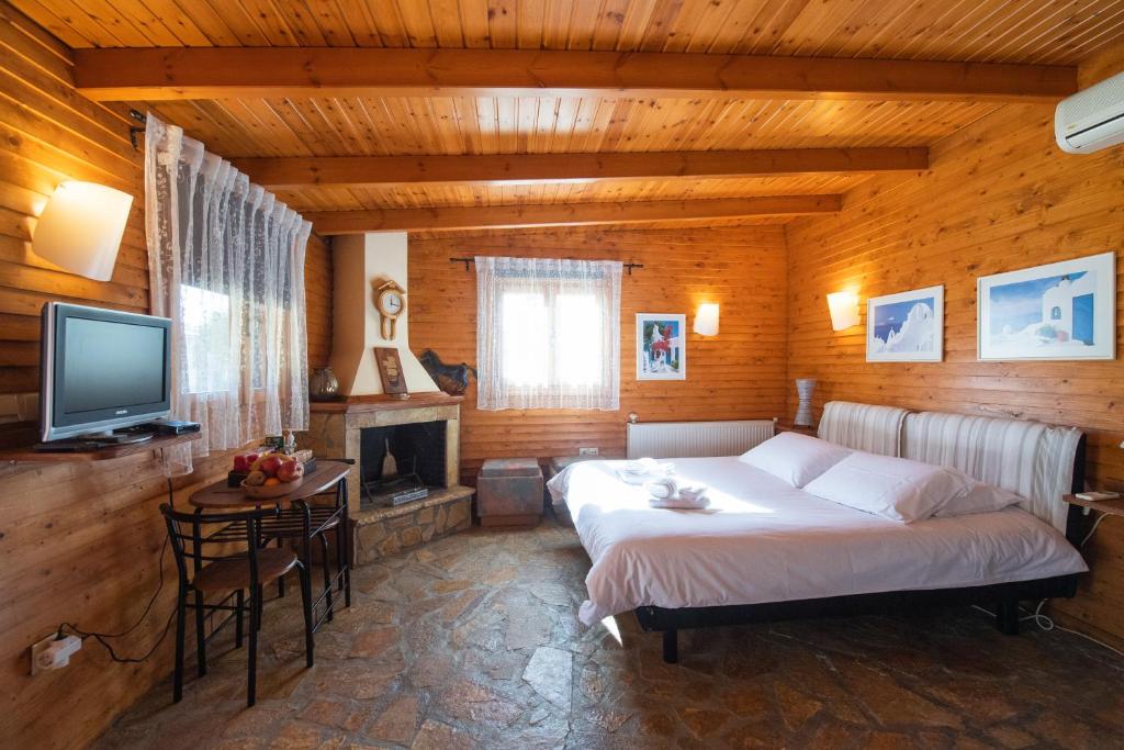 Posteľ alebo postele v izbe v ubytovaní Aliki Guest House