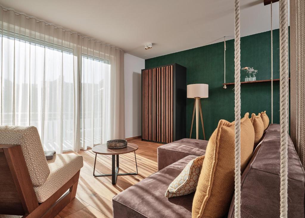 Posezení v ubytování WaldFunkeln LODGE
