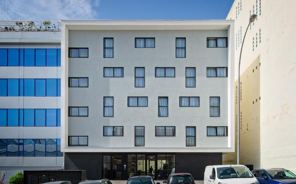 The building in which a szállodákat is located