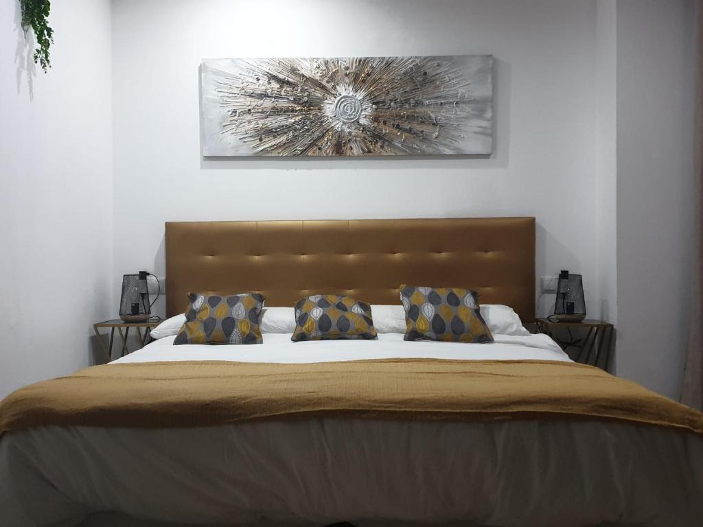 Postel nebo postele na pokoji v ubytování Apartamento La Roca Chica Torremolinos
