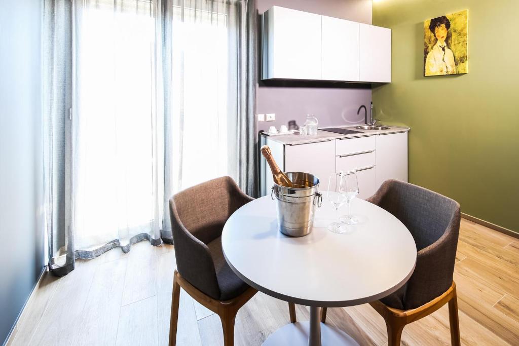 Kuchyňa alebo kuchynka v ubytovaní Vicolo Malavolta 7 Rooms and Suites