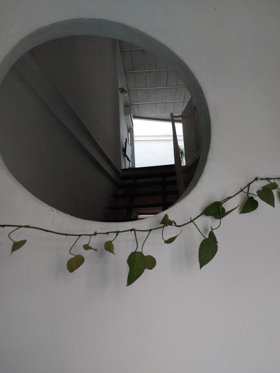 Zdjęcie z galerii obiektu Apartamento tipo loth Alameda w Sewilli