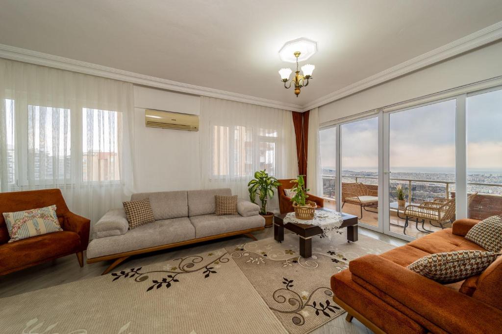 Lovely Apartment with Panoramic City Antalya - Hizvo