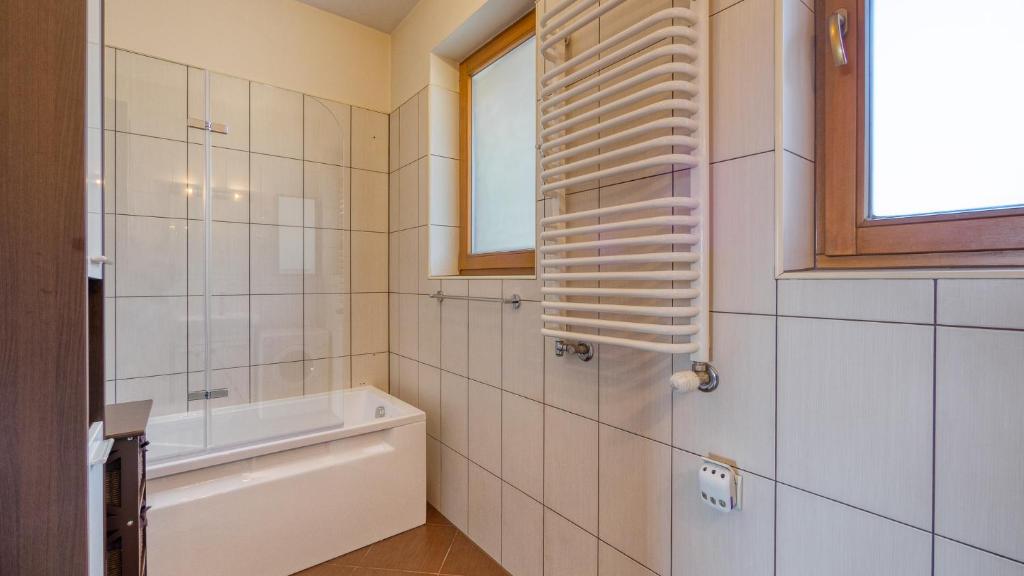Kúpeľňa v ubytovaní Apartament Sywarne Deluxe