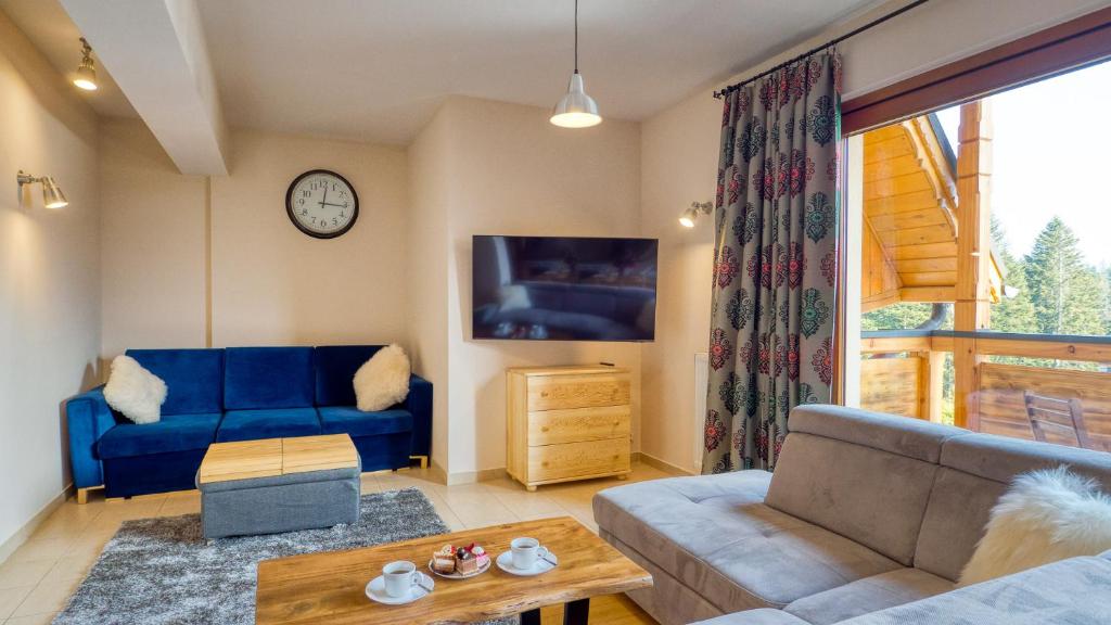 Posedenie v ubytovaní Apartament Sywarne Deluxe