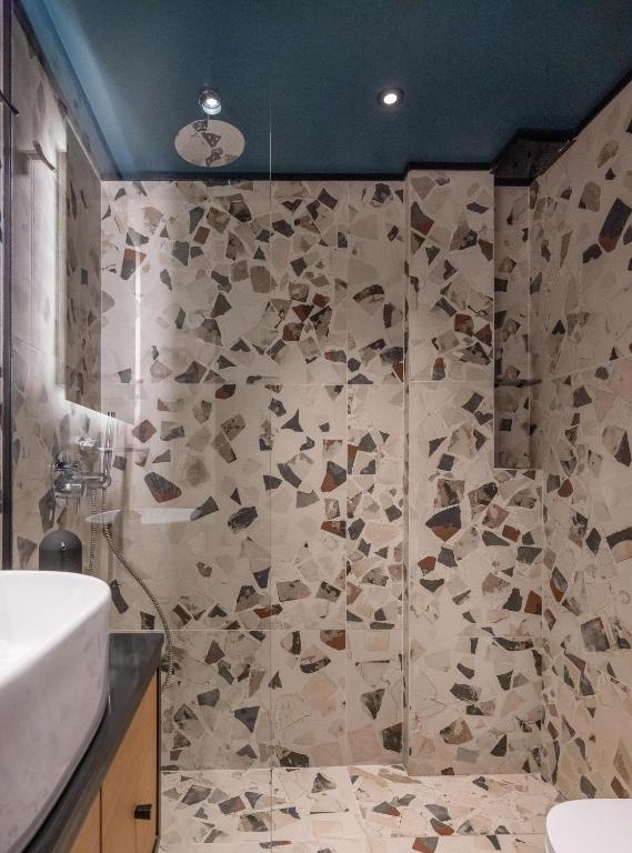 3 Pines Design Living - 15