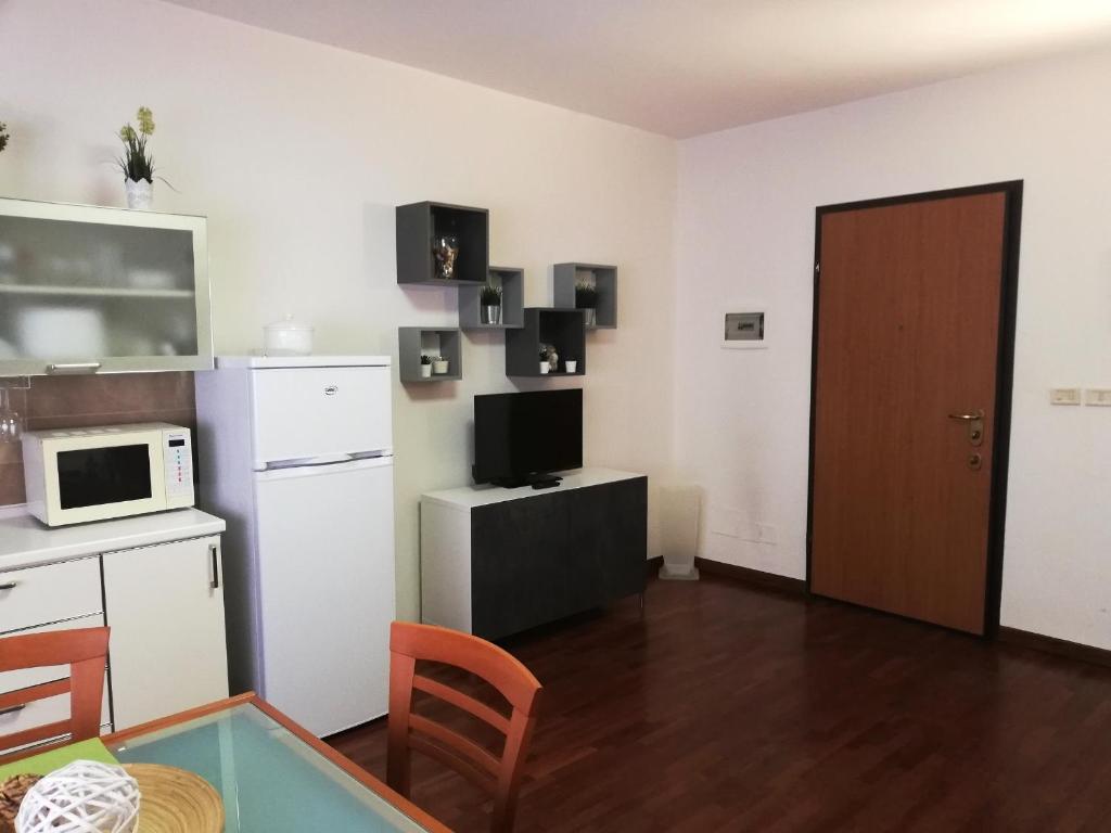 A kitchen or kitchenette at Catania Amuri Home