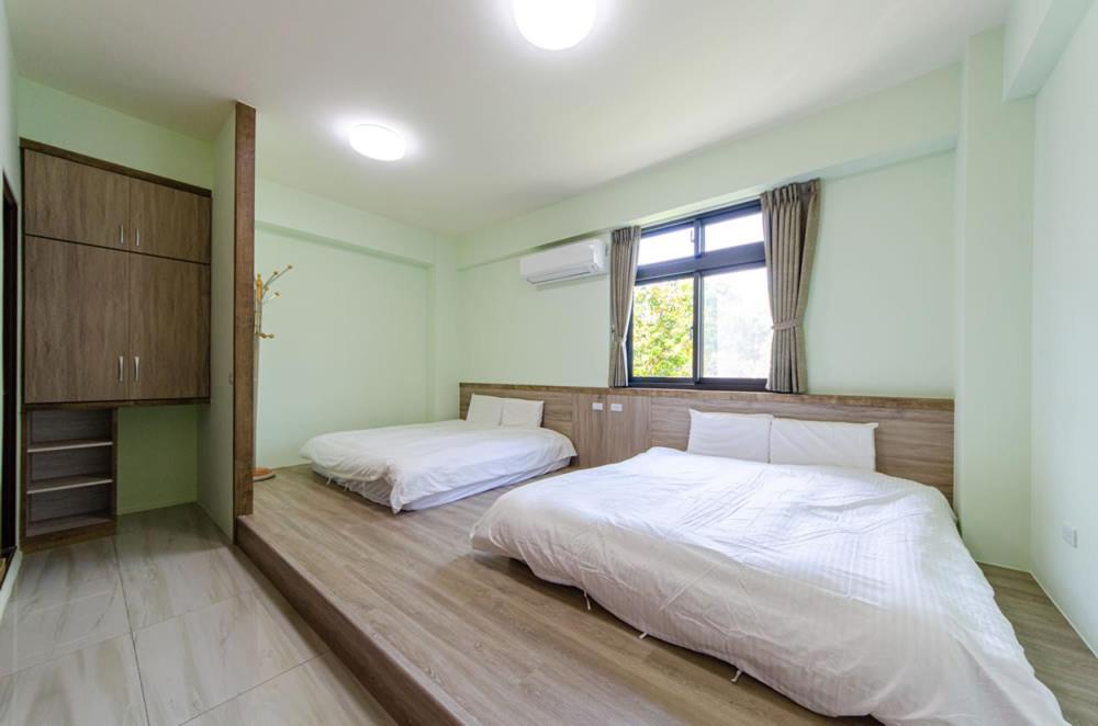 Dragon Crane Resort - Quadruple Room With Bathroom