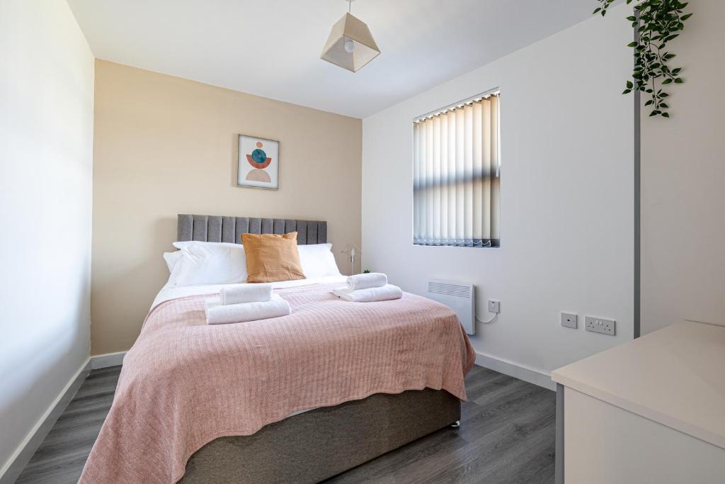 Modern & refurbished 2/bed apartment in Stockport