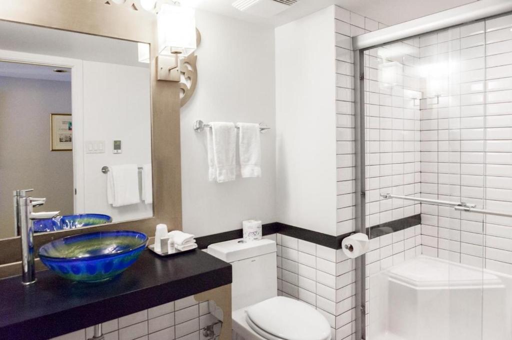 Auberge Place d'Armes - Par Aneyro - Resim 32