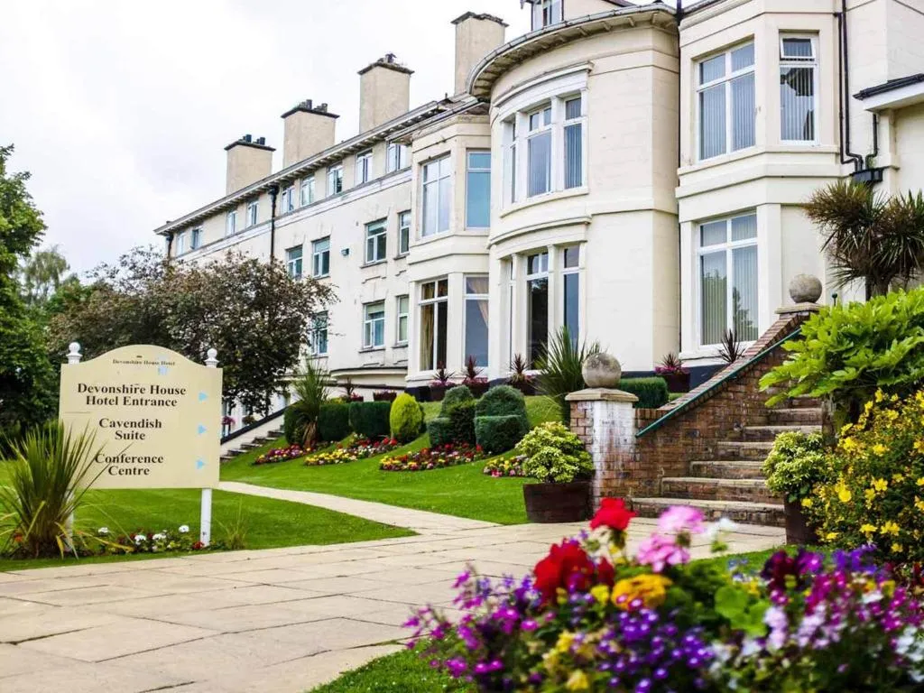 The Devonshire House Hotel, Bayberry (NY), United Kingdom