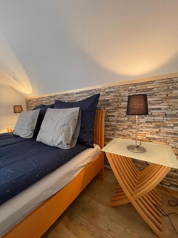 Ένα ή περισσότερα κρεβάτια σε δωμάτιο στο Bohdanečská chalupa