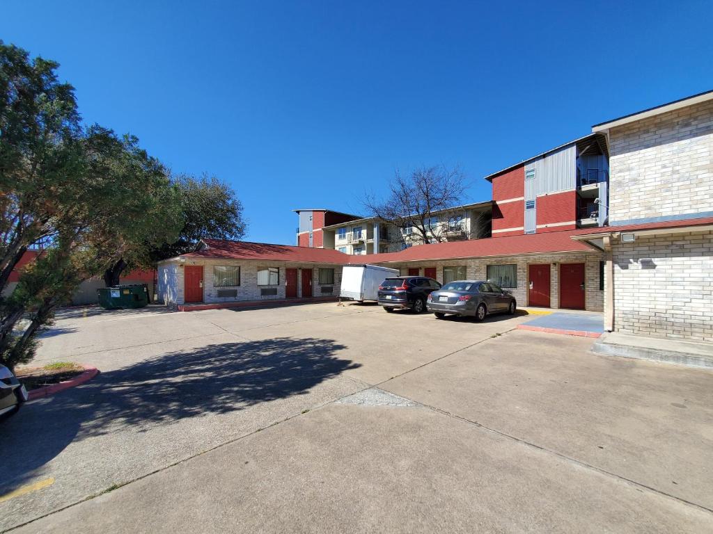 River Inn Motel, San Antonio (updated prices 2024)