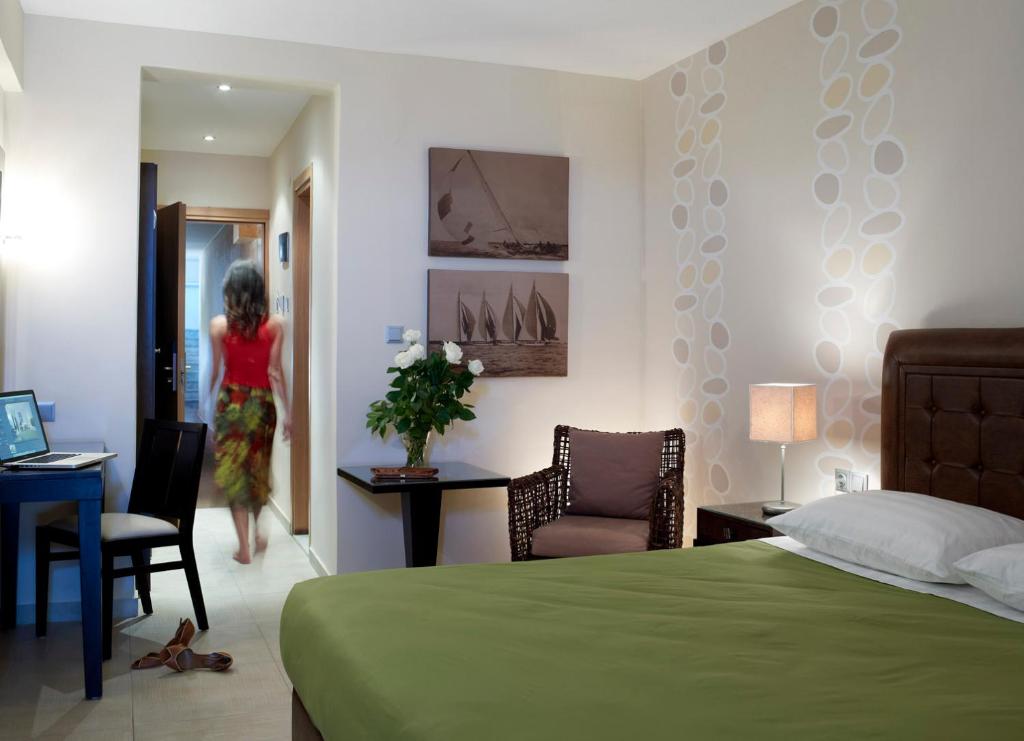 Belle Helene Hotel photo