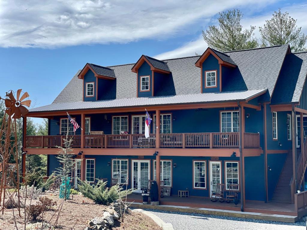 Asheville Cottage - Housity