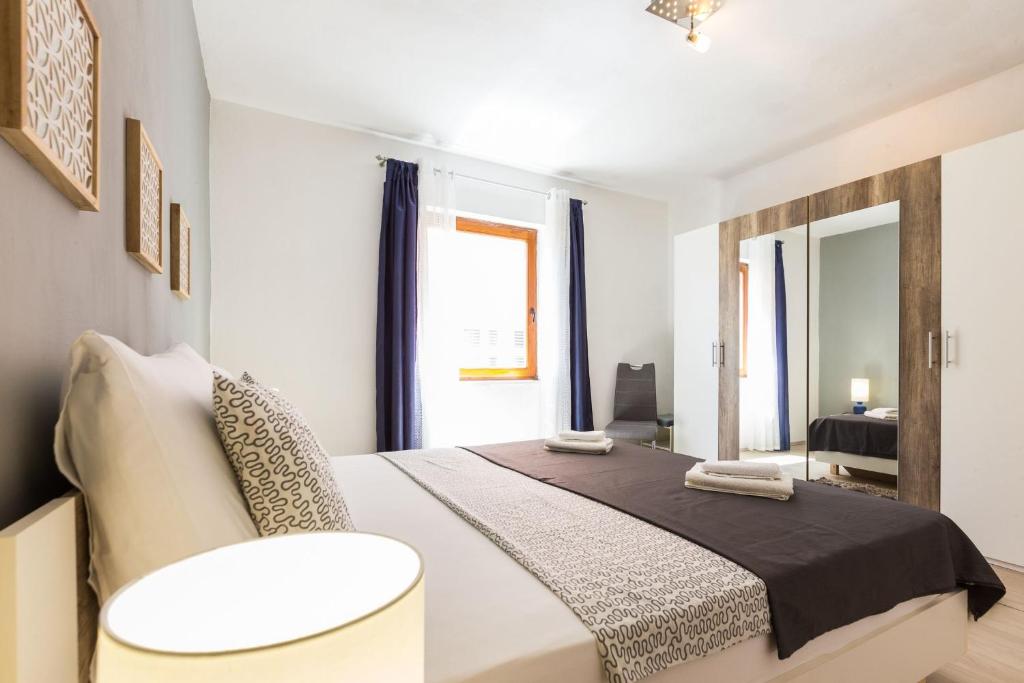 Makalu Apartment