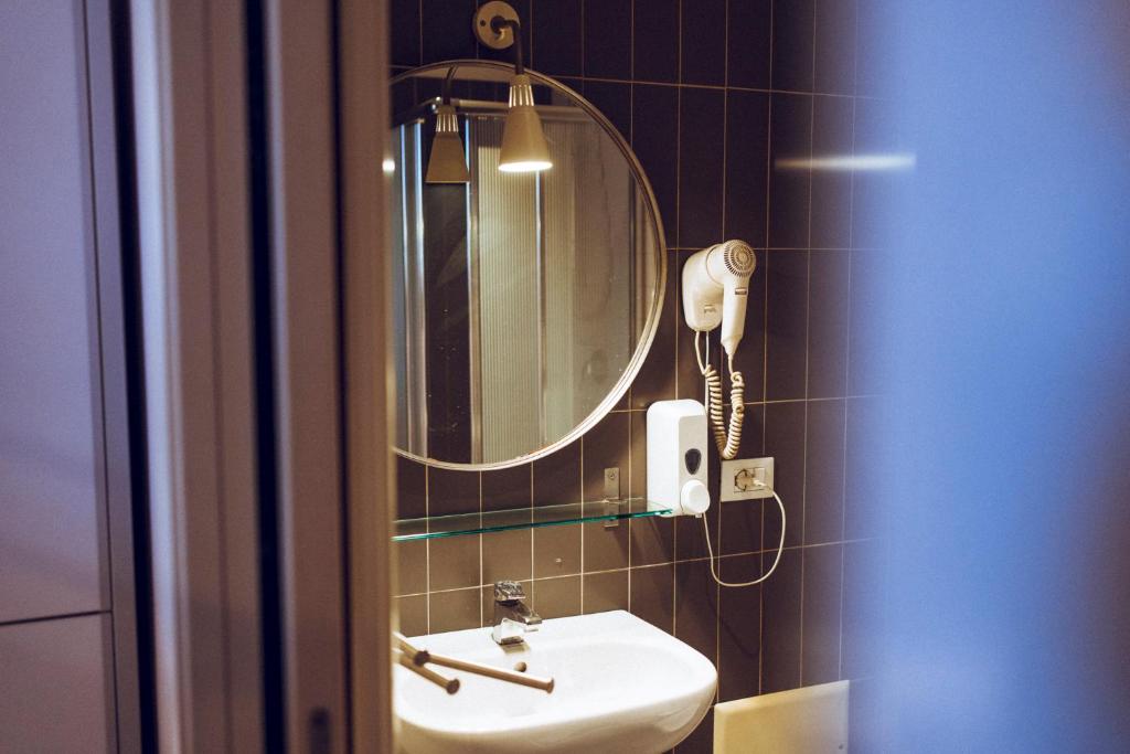 Koupelna v ubytování LoL Hostel Siracusa