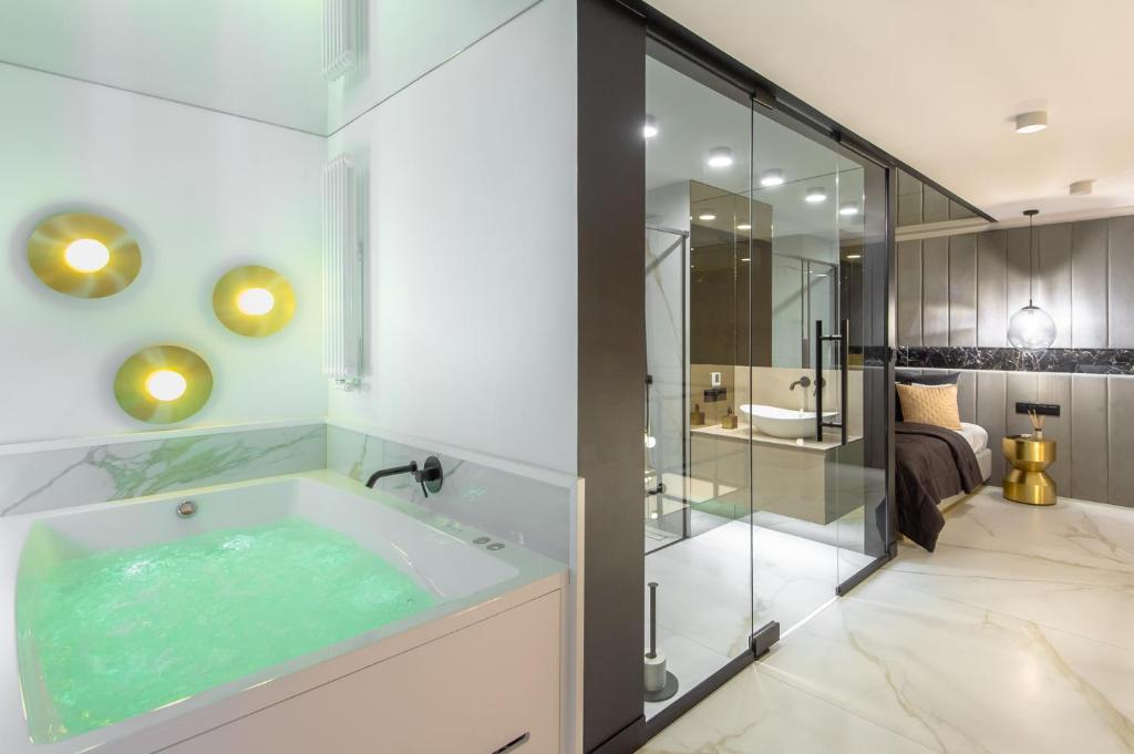 Kúpeľňa v ubytovaní Super-Apartamenty VIP Jacuzzi II