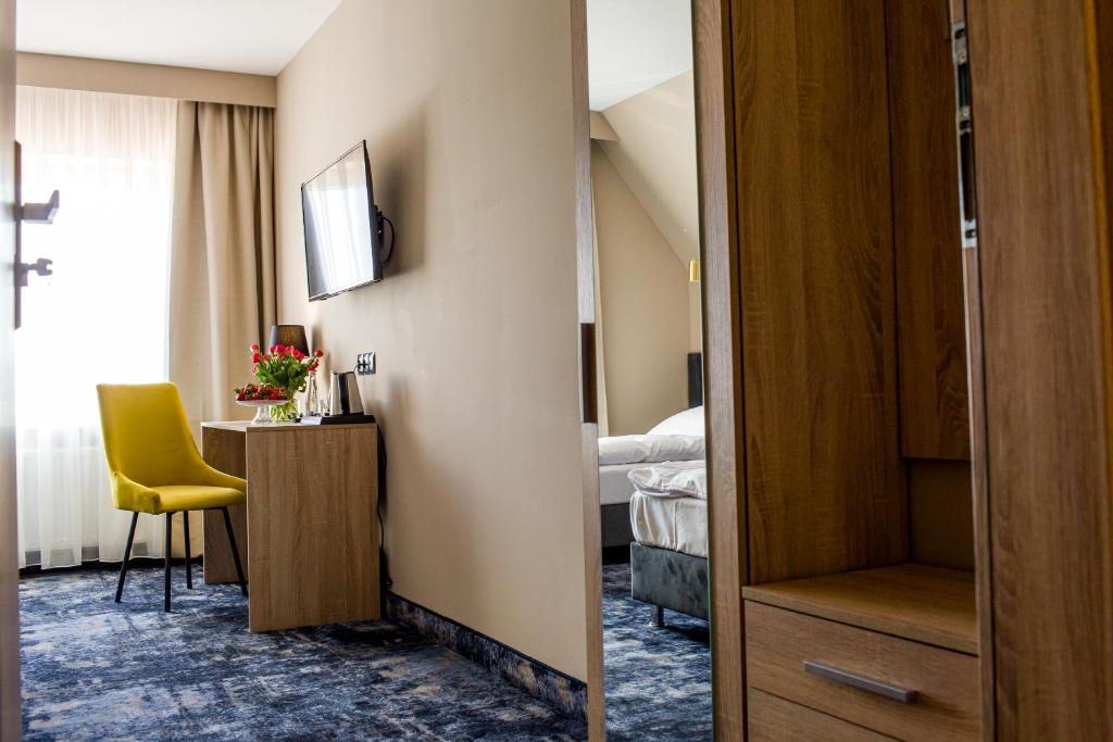 Hotel Zodiak - Deluxe Double Or Twin Room