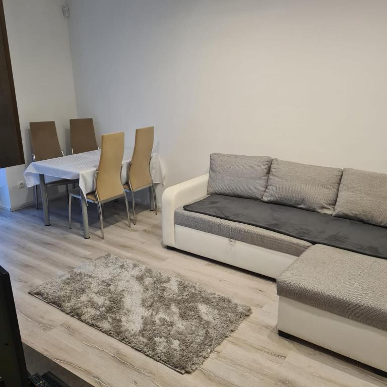 Posedenie v ubytovaní Verebes apartman