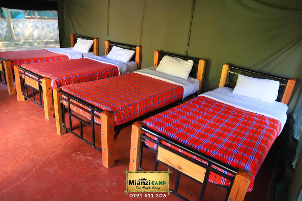 Cama o camas de una habitación en Camp Mahon Gardens
