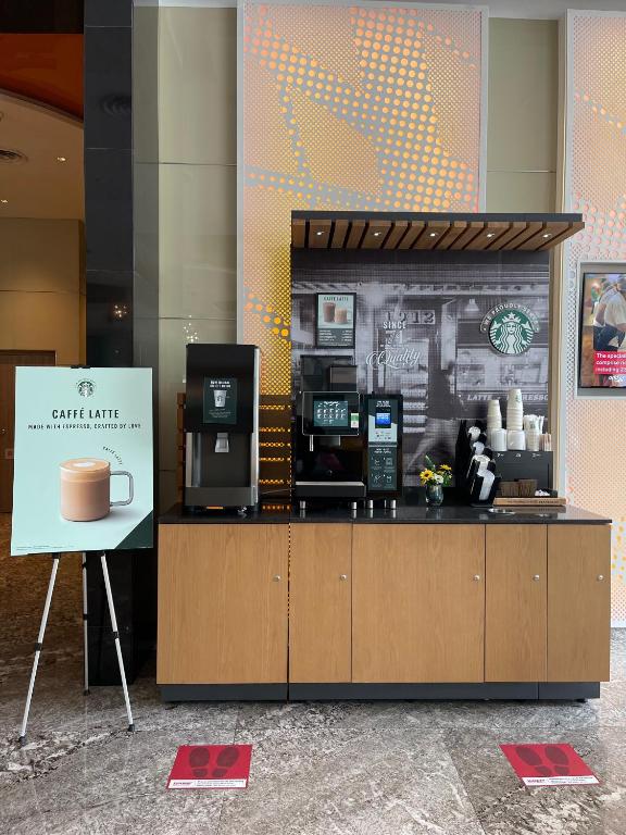 Příslušenství pro přípravu čaje a kávy v ubytování Sunway Velocity Hotel Kuala Lumpur