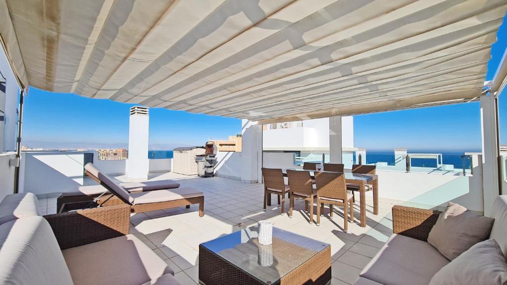 Beachfront Luxury Apartments by NRAS - Penthouse Apartment