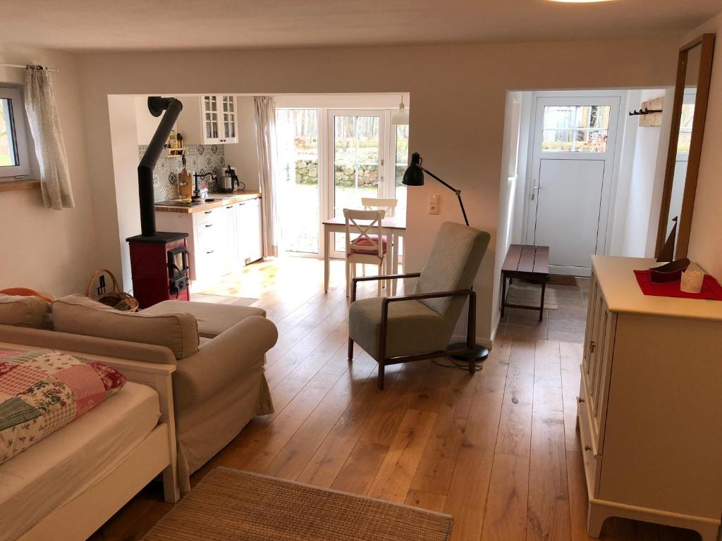 Ferienwohnung am Waldrand mit Sauna - 