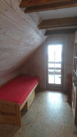 Postel nebo postele na pokoji v ubytování Chata s bazénem Bozkov