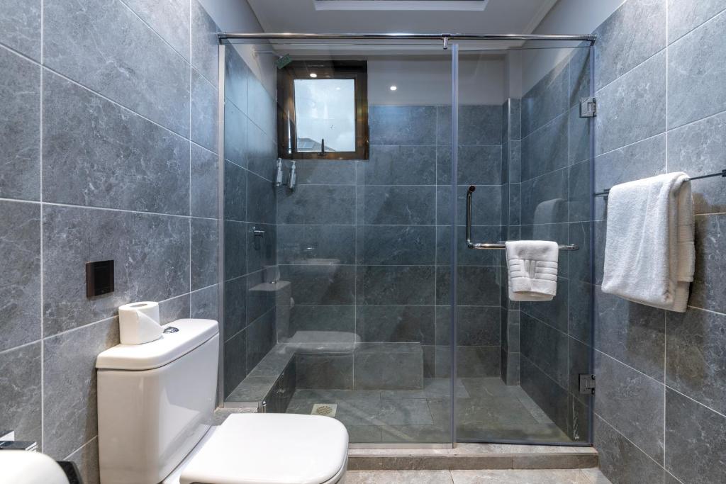 Een badkamer bij Fair Acres Boutique Hotel Karen