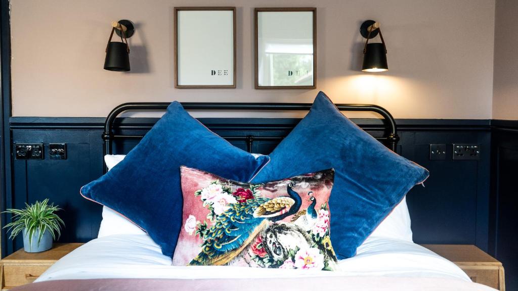 The Queens Chew Magna - Resim 23