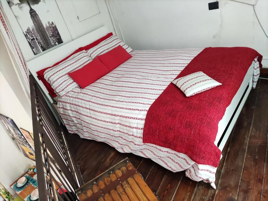 Łóżko lub łóżka w pokoju w obiekcie La Casa Doro