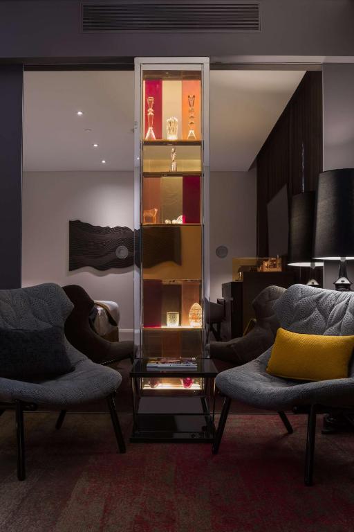 QT Sydney - Resim 22