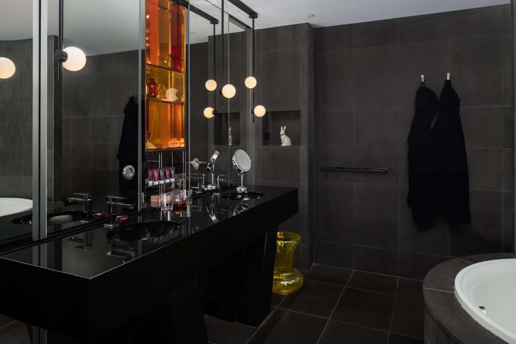 QT Sydney - Resim 28