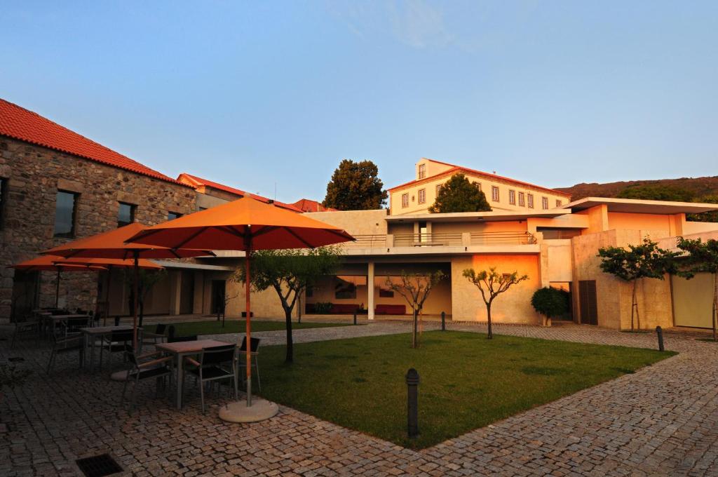 O edifcio onde o hotel est situado