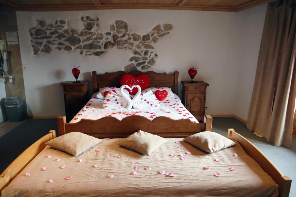 Gruyère Rooms - Deluxe Double Room с Mountain View