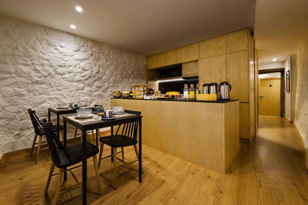 Kuchyň nebo kuchyňský kout v ubytování Viseu Ryokan - Hospedaria Japonesa & SPA
