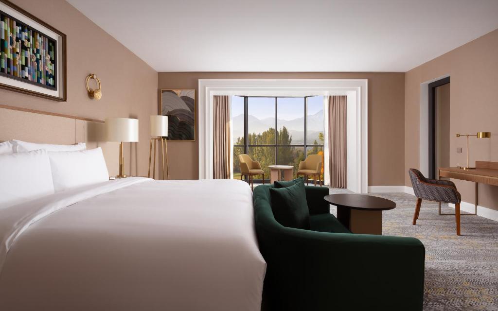 Swissôtel Wellness Resort Alatau Almaty - Suite Junior Ejecutiva Con Panoramic Mountain View