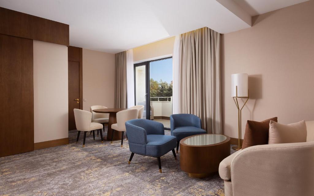 Swissôtel Wellness Resort Alatau Almaty - Grand Deluxe Suite