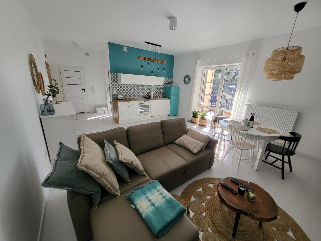 Kuchnia lub aneks kuchenny w obiekcie APARTAMENT przy jeziorze
