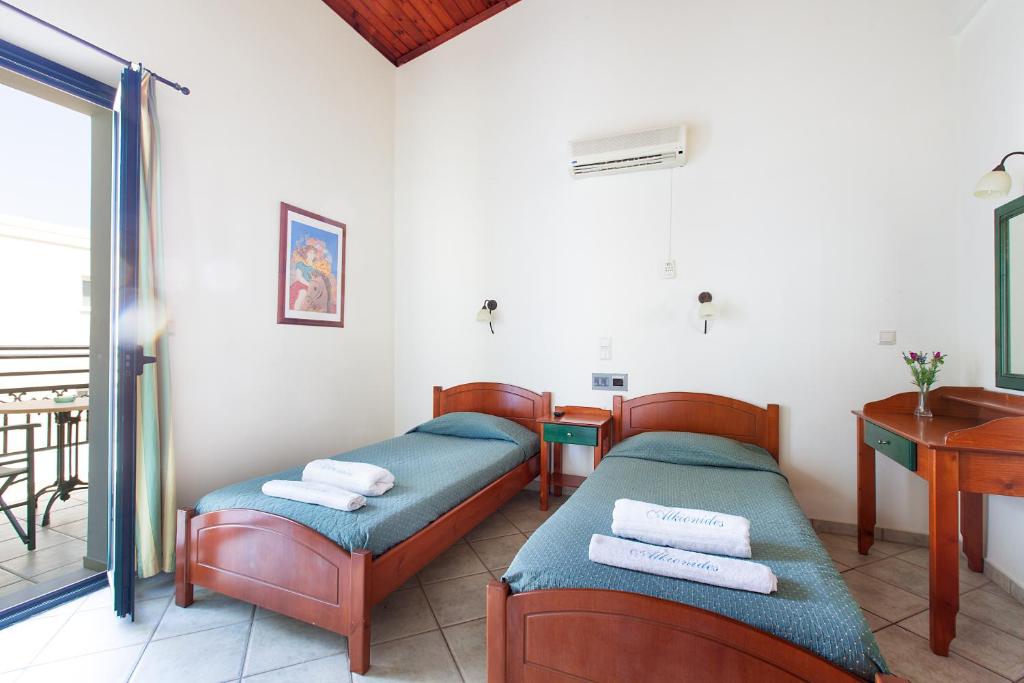 Posezení v ubytování Alkionides Seaside Hotel