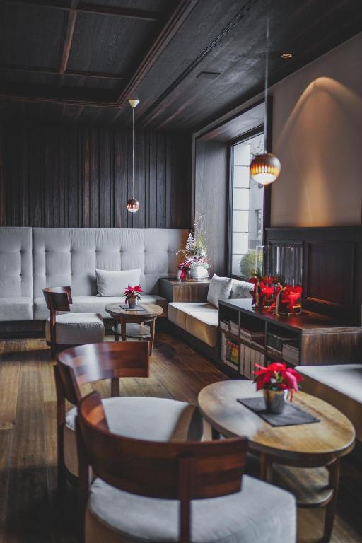 Posezení v ubytování Hotel Genziana