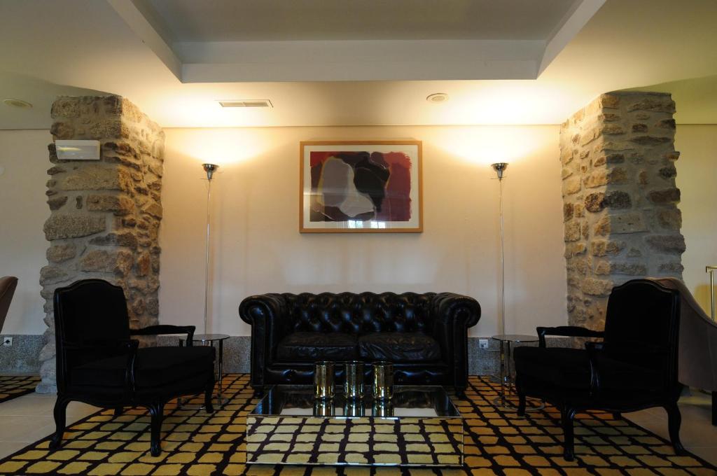 Uma rea de estar em INATEL Linhares da Beira Hotel Rural