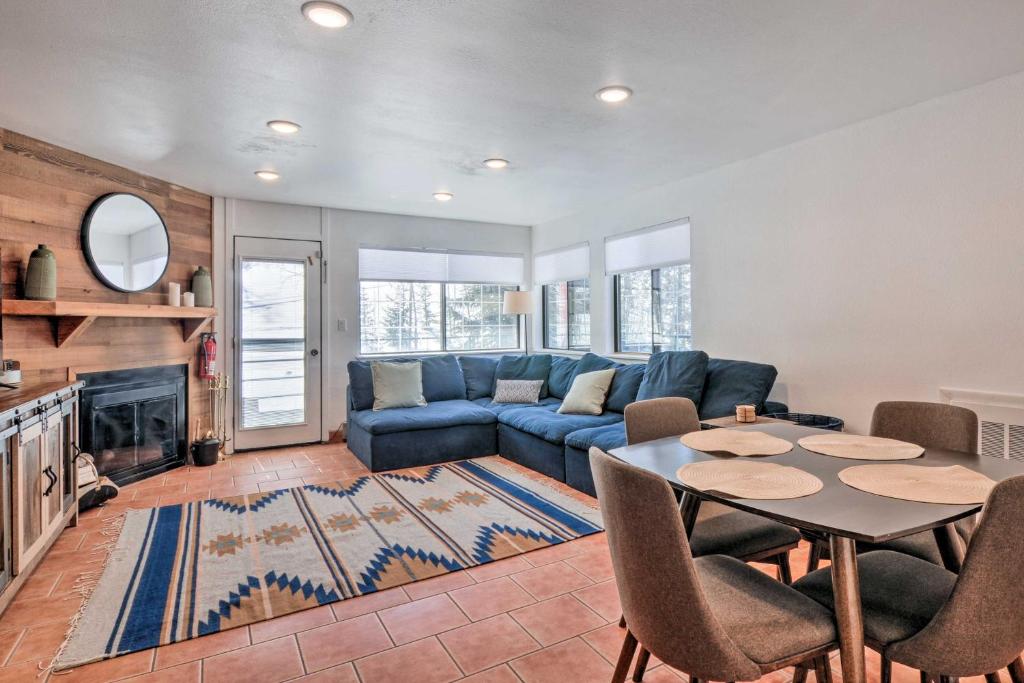 Ski-In and Ski-Out Brian Head Condo with Hot Tub! - Housity