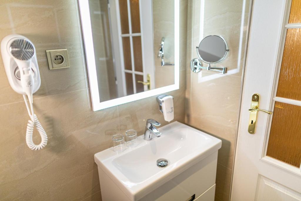 Villa Basileia Riverside - Resim 19