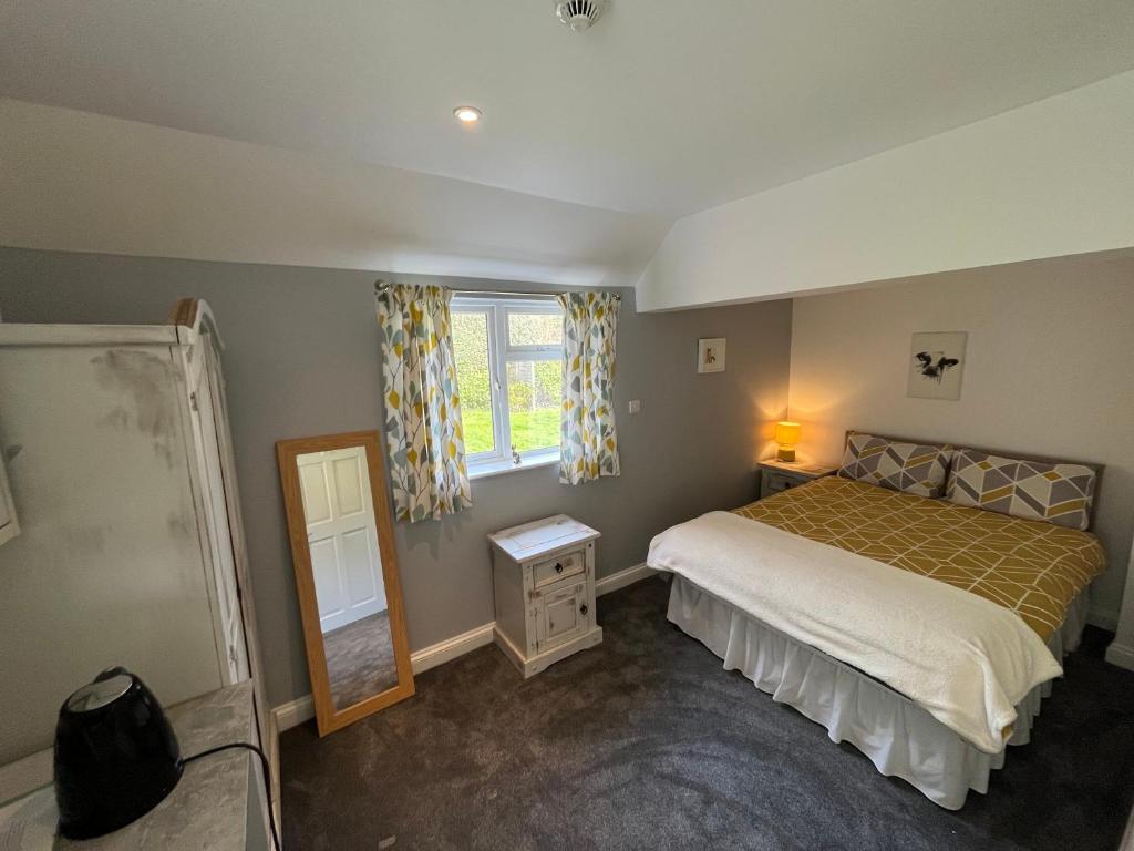 The Ship Inn - Self Catering Accommodation - 带私人浴室的双人间