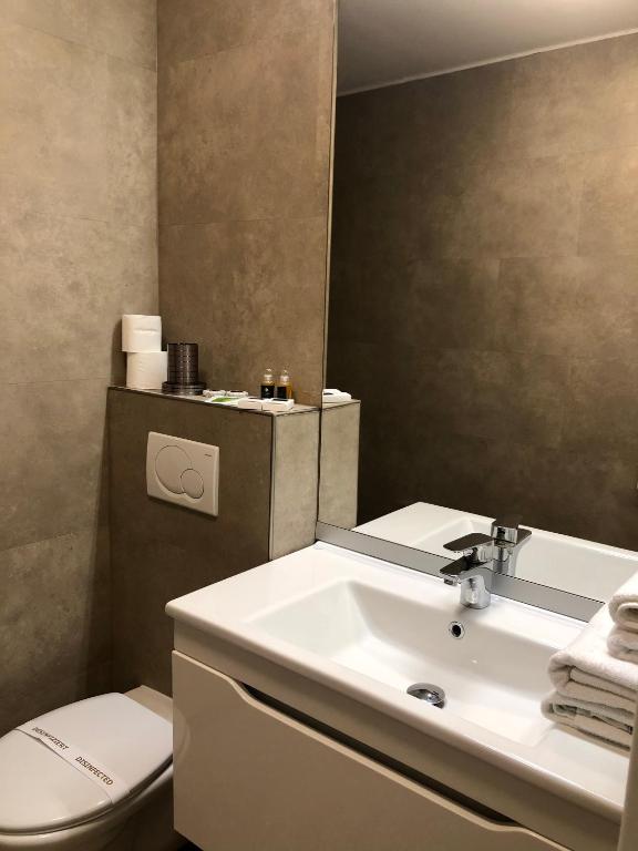Koupelna v ubytování Hotel Garni Klaret