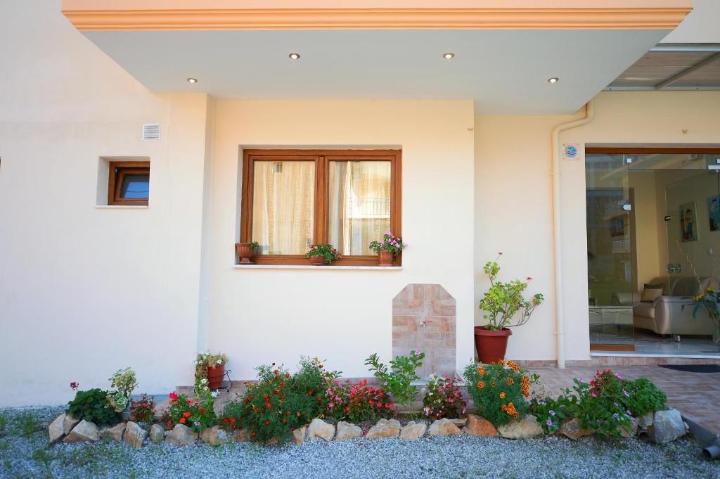 Zahrada ubytování Artemis Rooms Leptokarya