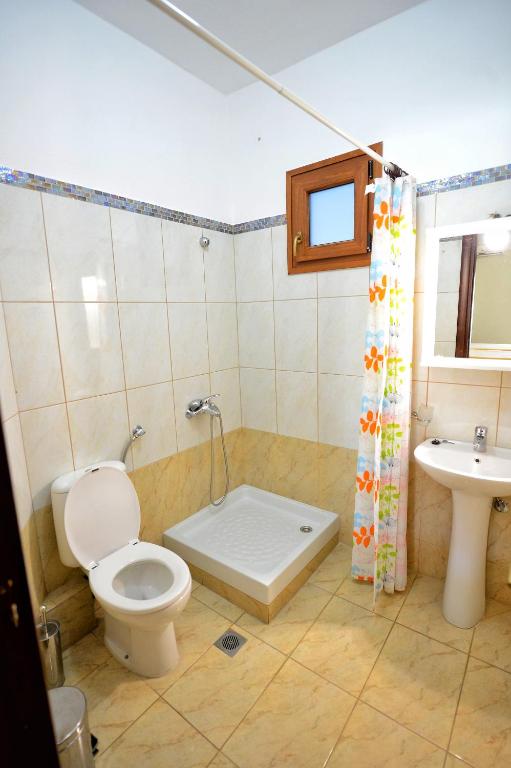 Koupelna v ubytování Artemis Rooms Leptokarya