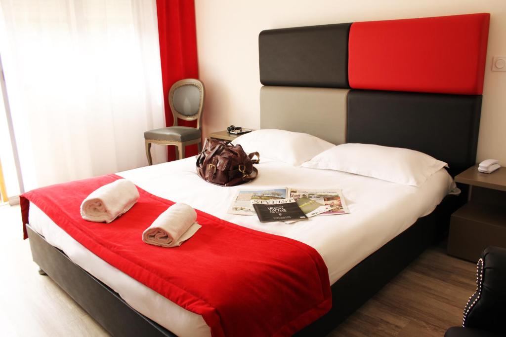 Adonis Aix en Provence - Resim 21